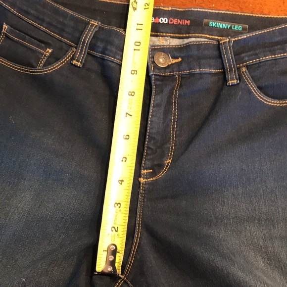 Style & Co. Denim Skinny Leg Jeans - Picture 10 of 12